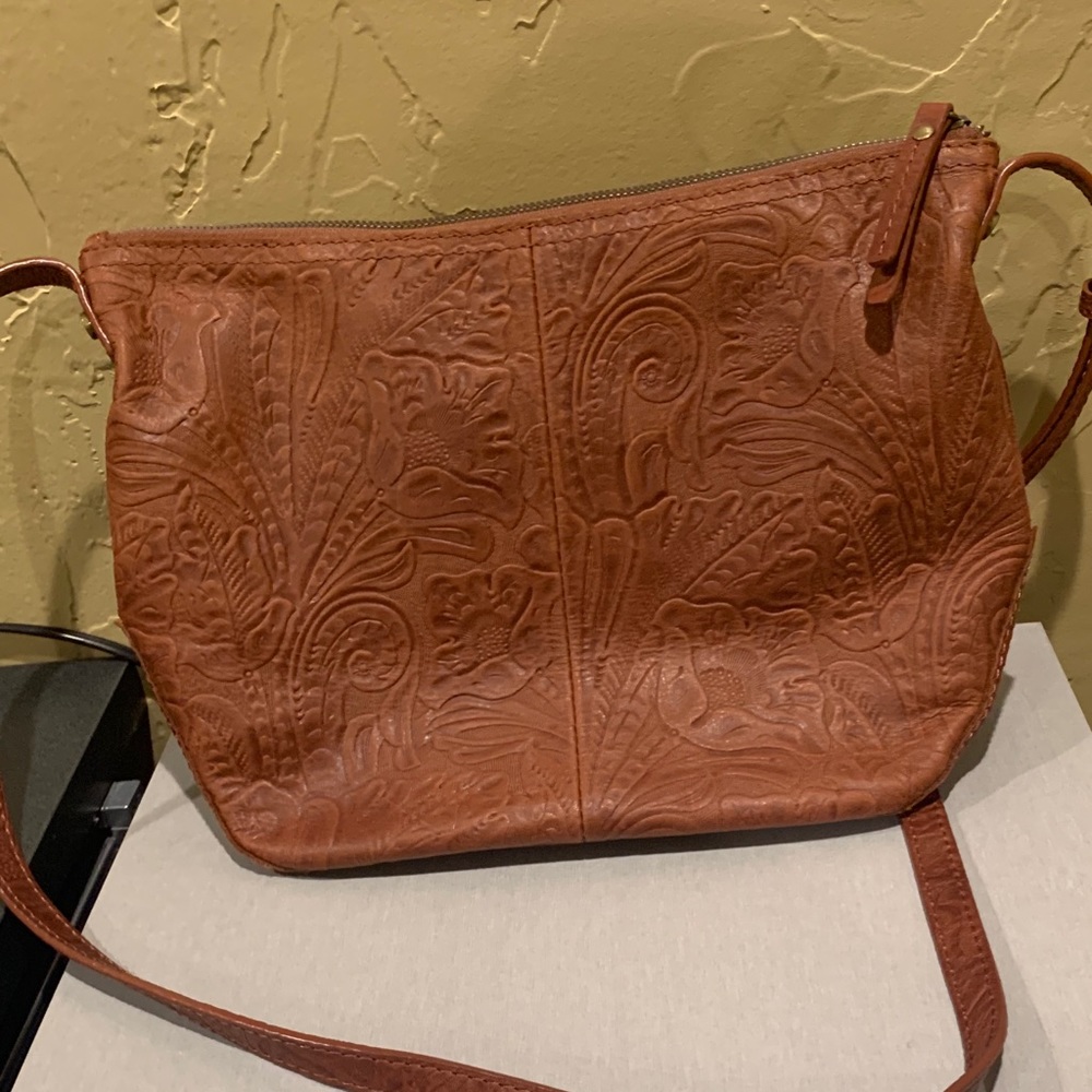 American Leather Co. Dayton Tooled Crossbody